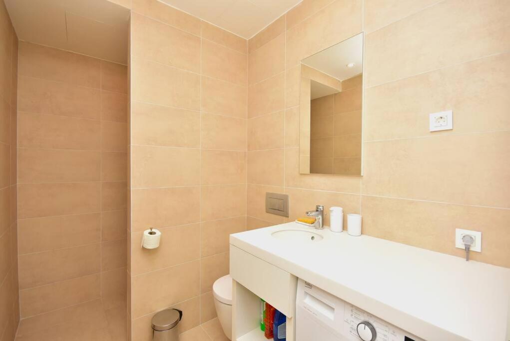 Brand New ! Seaside Apt With Poolview & Parking Будва Экстерьер фото